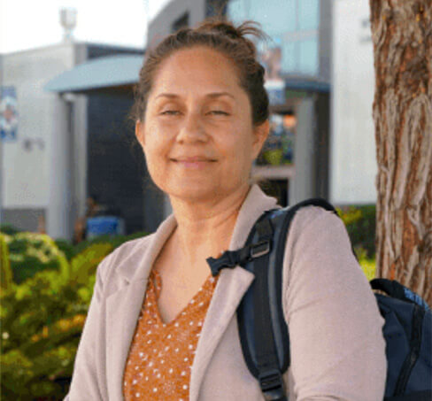 Elsia F.