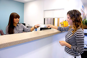 Calworks employee assisting an individual